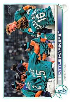 2022 Topps Baseball Series 2 #489 Seattle Mariners Team Card